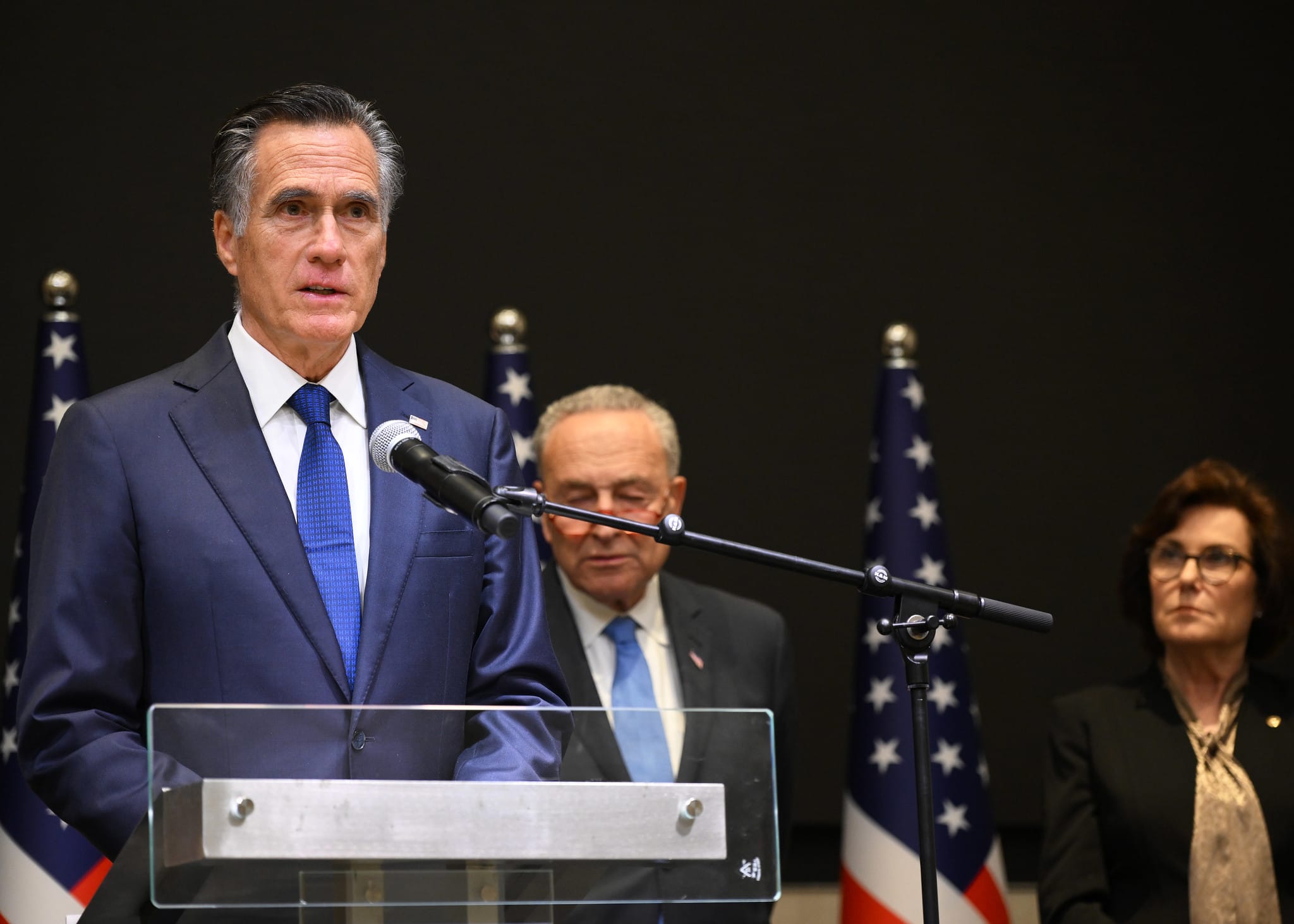 Will Mitt Romney endorse Kamala Harris? Don't bet on it. Post image