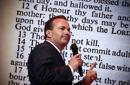 Lee joins push to curb First Amendment challenges to Ten Commandments in schools